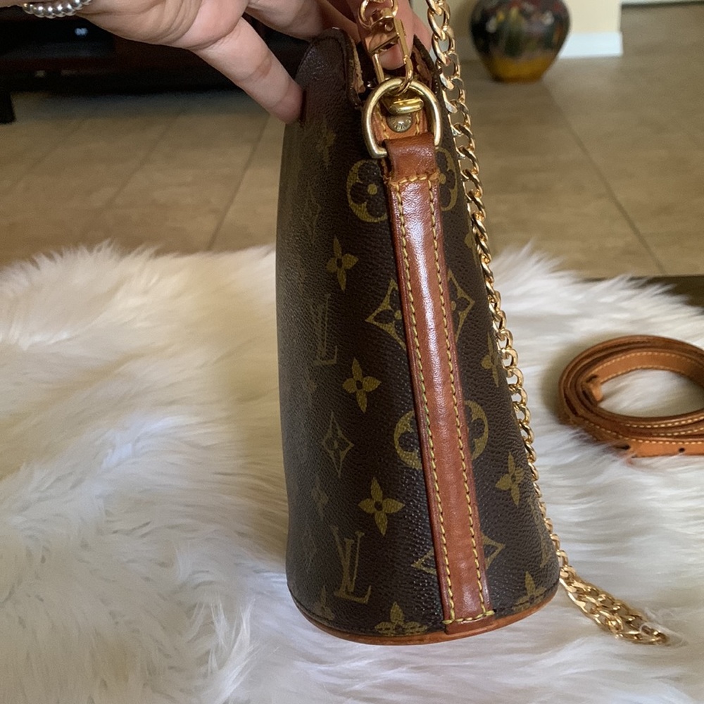 Louis Vuitton Drouot Monogram Crossbody Bag - Picture 5 of 16